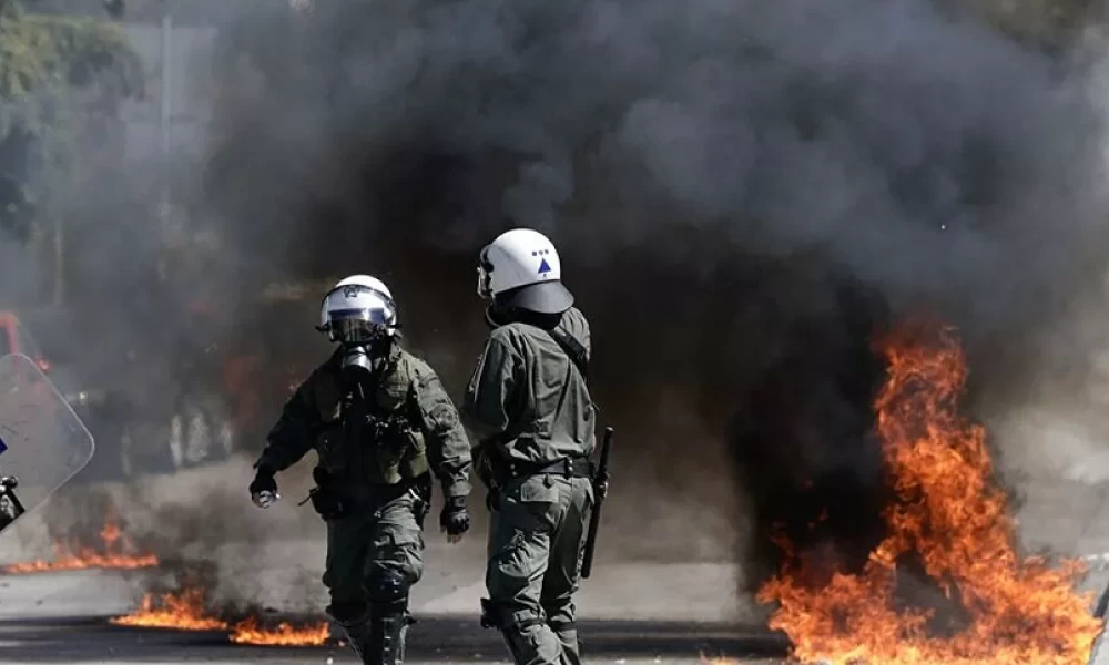 Κυνήγι κεφαλών αστυνομικών από αναρχικούς-Έδωσαν στην δημοσιότητα ονόματα & διευθύνσεις